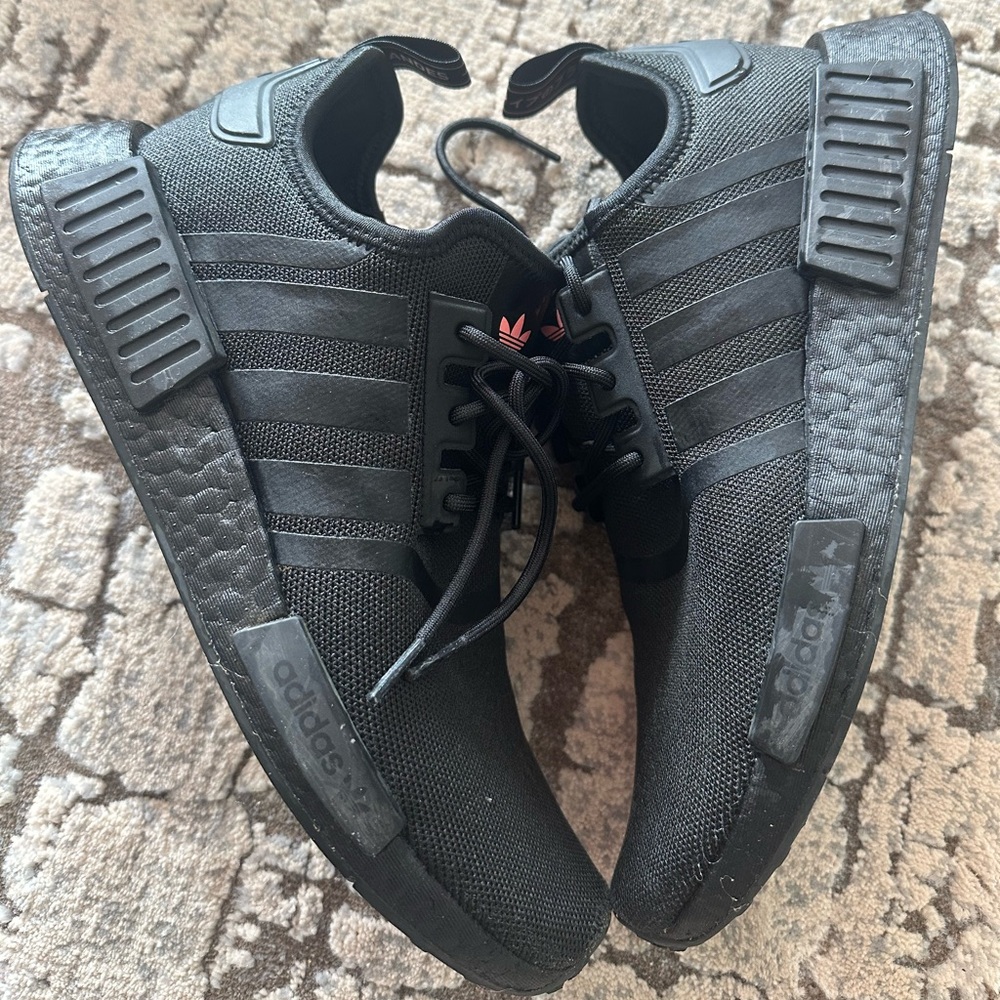 Adidas black nmd size 10